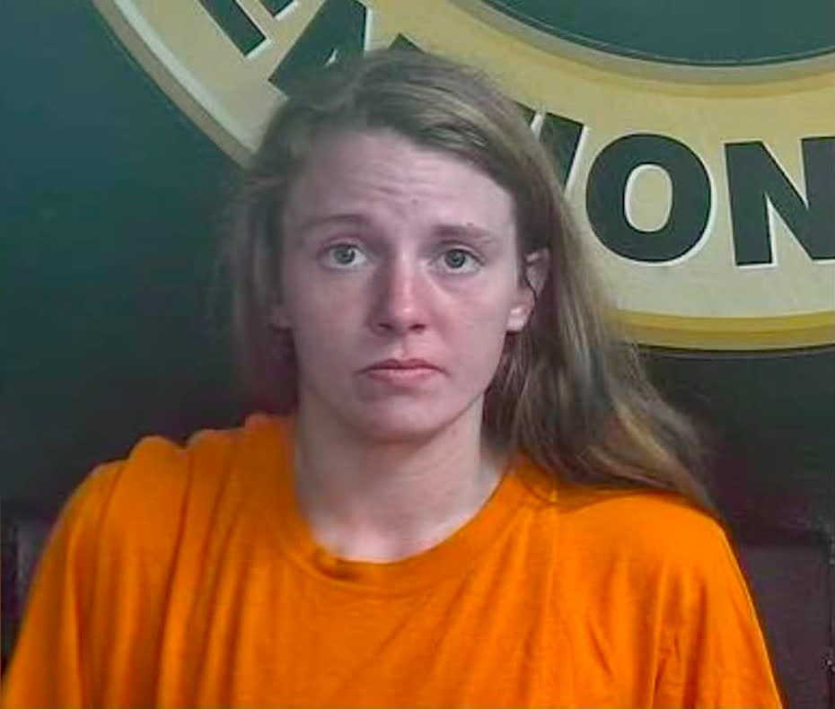 Inside the Midnight Pineville Bust: How a Routine Warrant Check Uncovered Syringes and Meth Stashed in a Hoodie