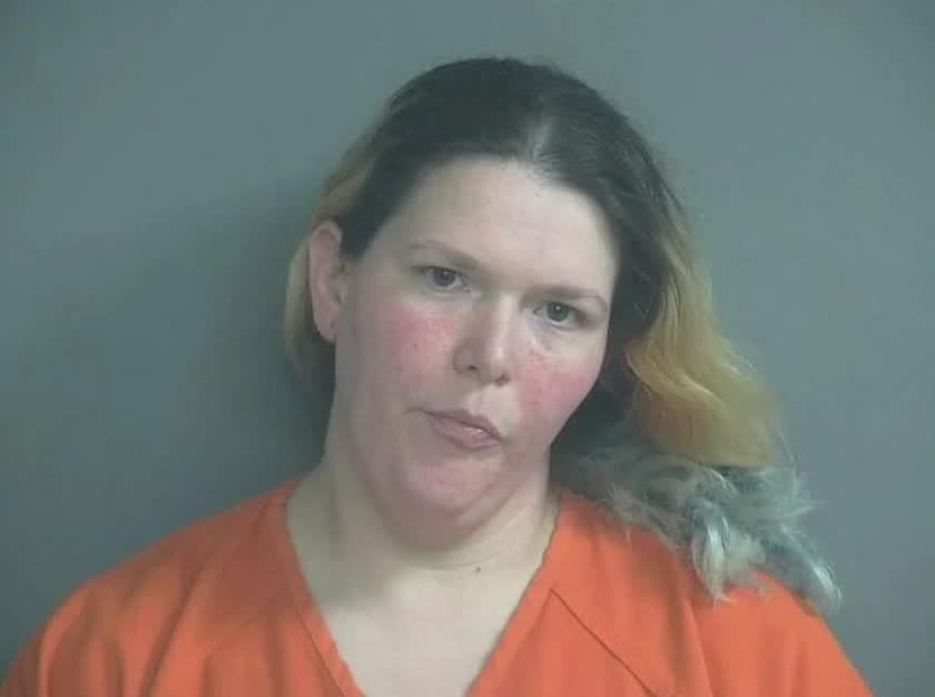 Nationwide manhunt launched for Wisconsin mother Toni Hammonds convicted of starving 4 kids — after she skips prison sentencing