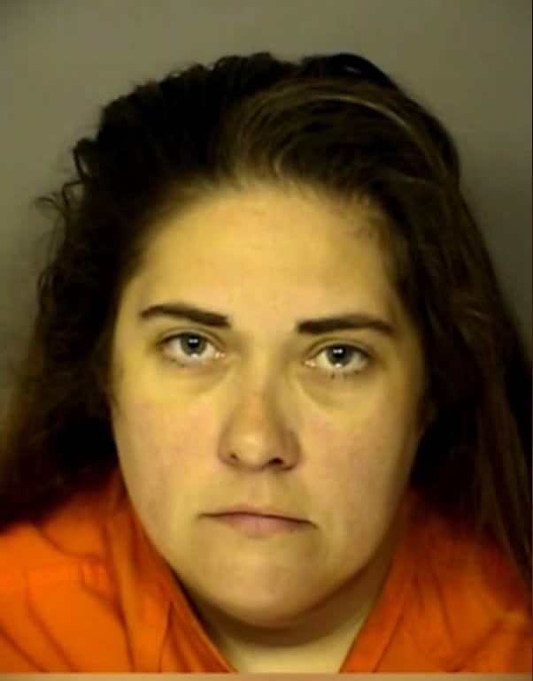 South Carolina woman kept kids with 16 dead animals while naked mother lay on porch: cops