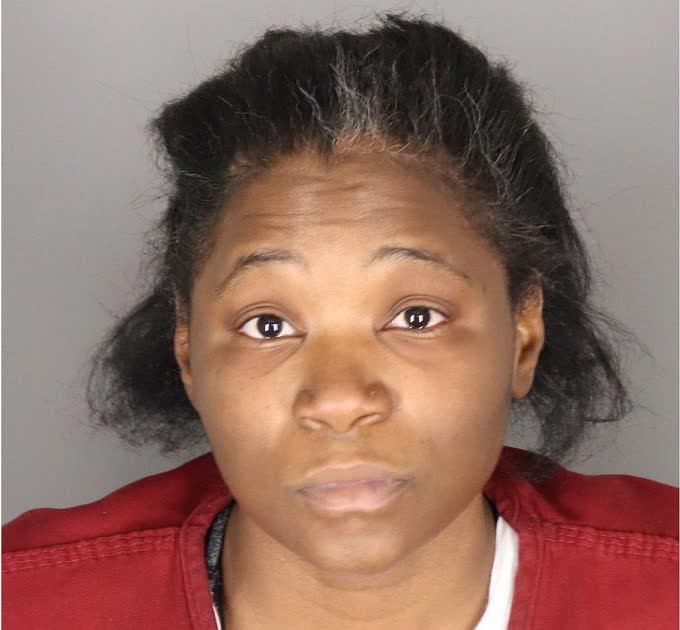 Disturbing conditions uncovered inside Pontiac apartment where mother Kelli Bryant abandoned three children for years