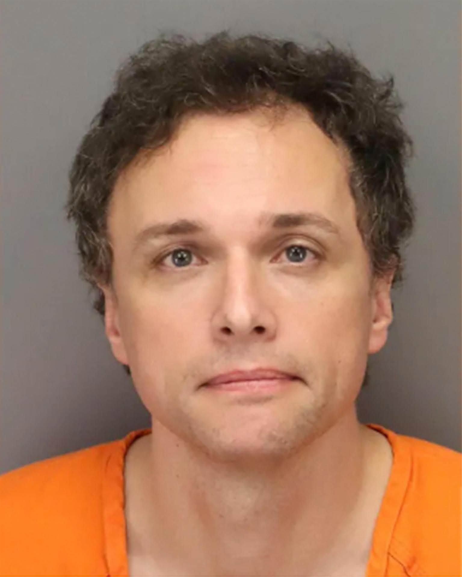 Florida plastic surgeon accused of murdering lawyer to represent himself in death penalty trial: prosecutors