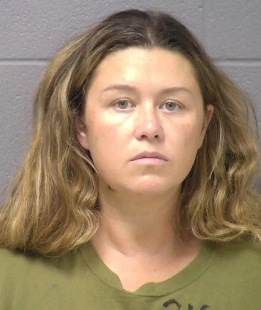 Disturbing details released after Illinois mom Corie Walsh accused of hanging 2-year-old son Bennet from rafters