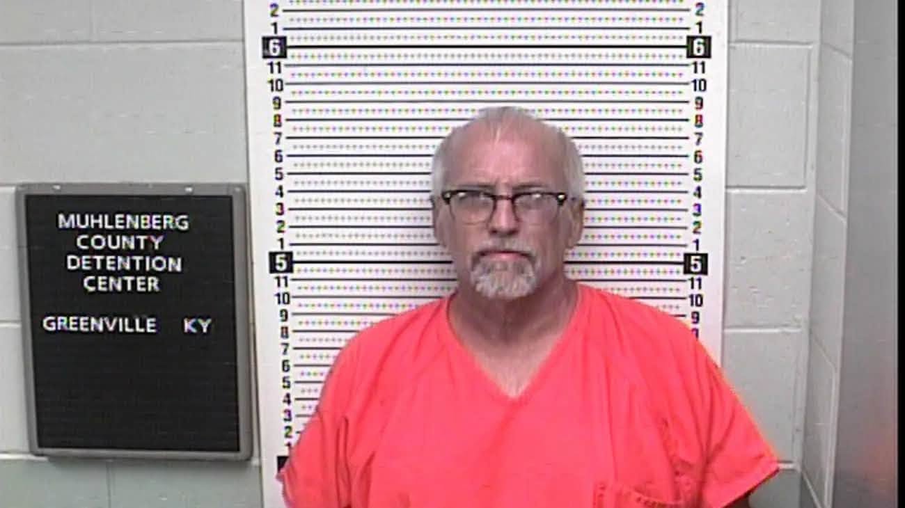 What investigators found before arresting Kentucky step-grandfather Jeff Barnett in death of 11-month-old Grayson Walton