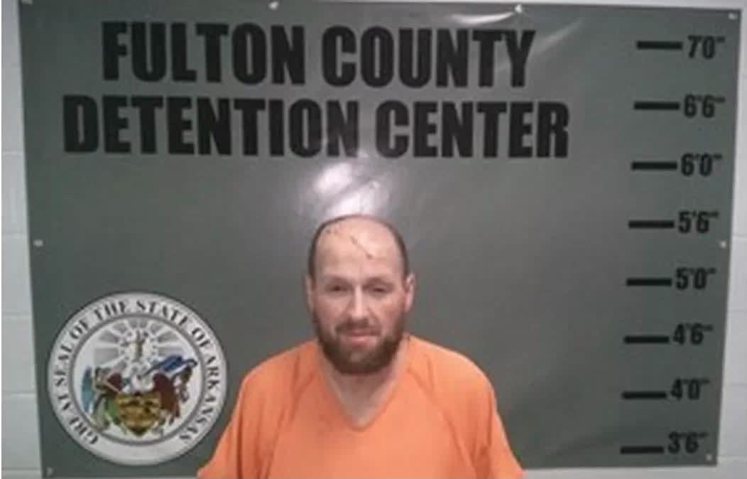 Salem Man Accused of Throwing Can of Beans at Daughter and Fighting Officers in Fulton County