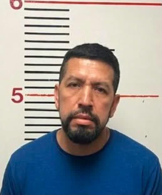 Cotton Patch Cafe worker cut 16-year-old with box cutter before bosses made teen finish shift: cops