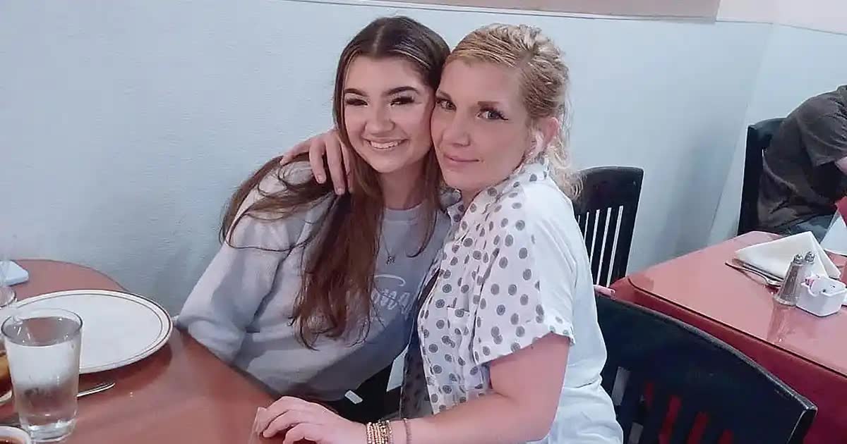 New Mexico student Haylee Gonzalez killed rushing home to slain mom in truck crash: police